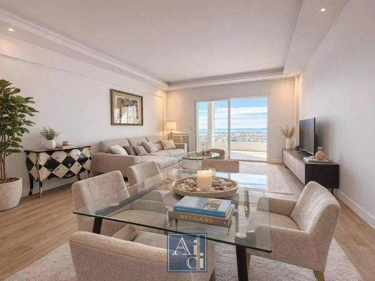 Cannes Montfleury  Appartement +Terrasse Vue Mer — photo 1