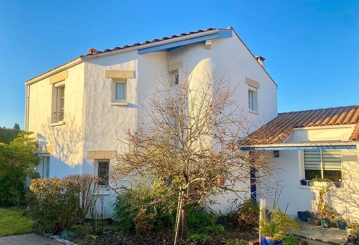 Villa / Maison  T6 à vendre Vaux-sur-Mer 17640