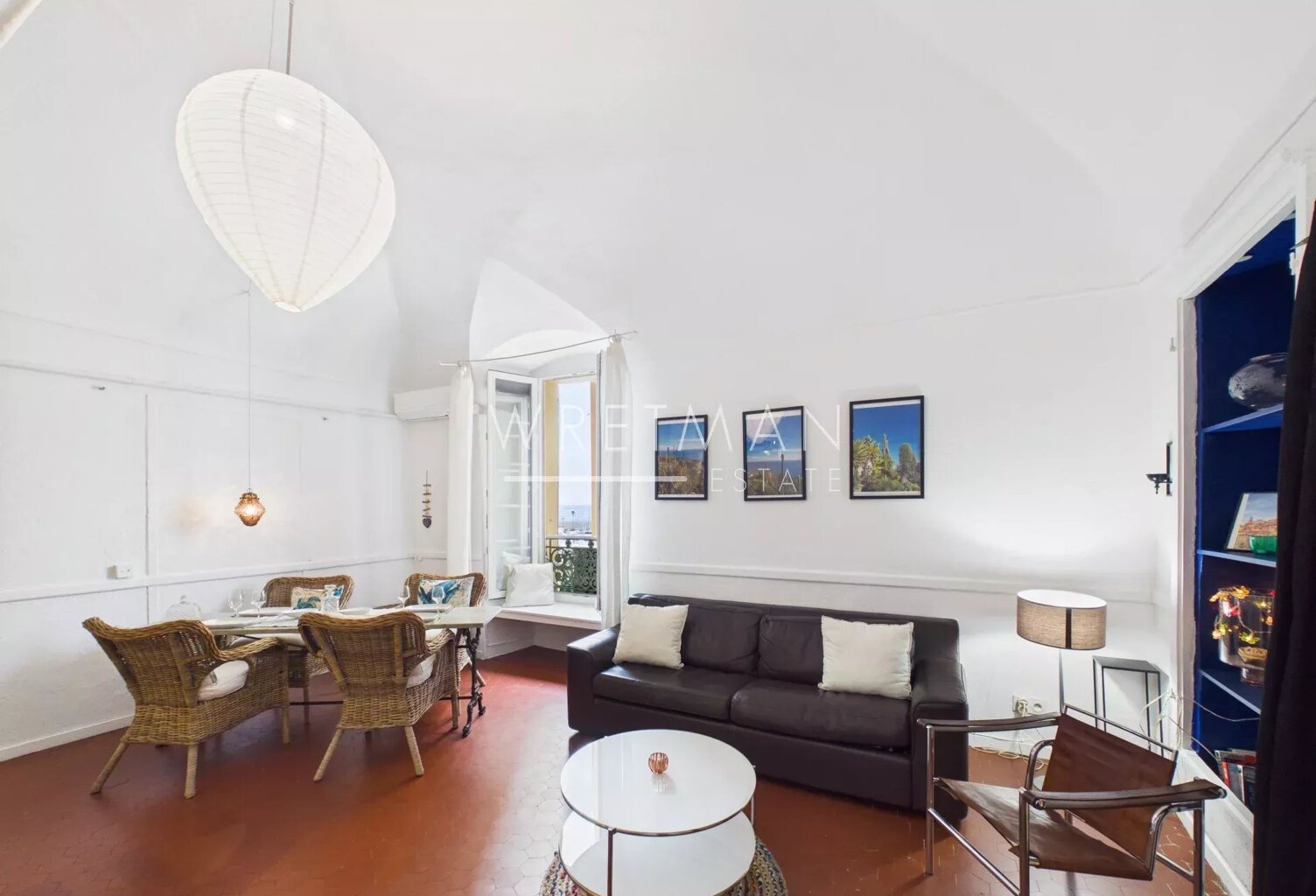 Appartement 2 pièces avec vue mer - Menton Vieux Port — photo 1