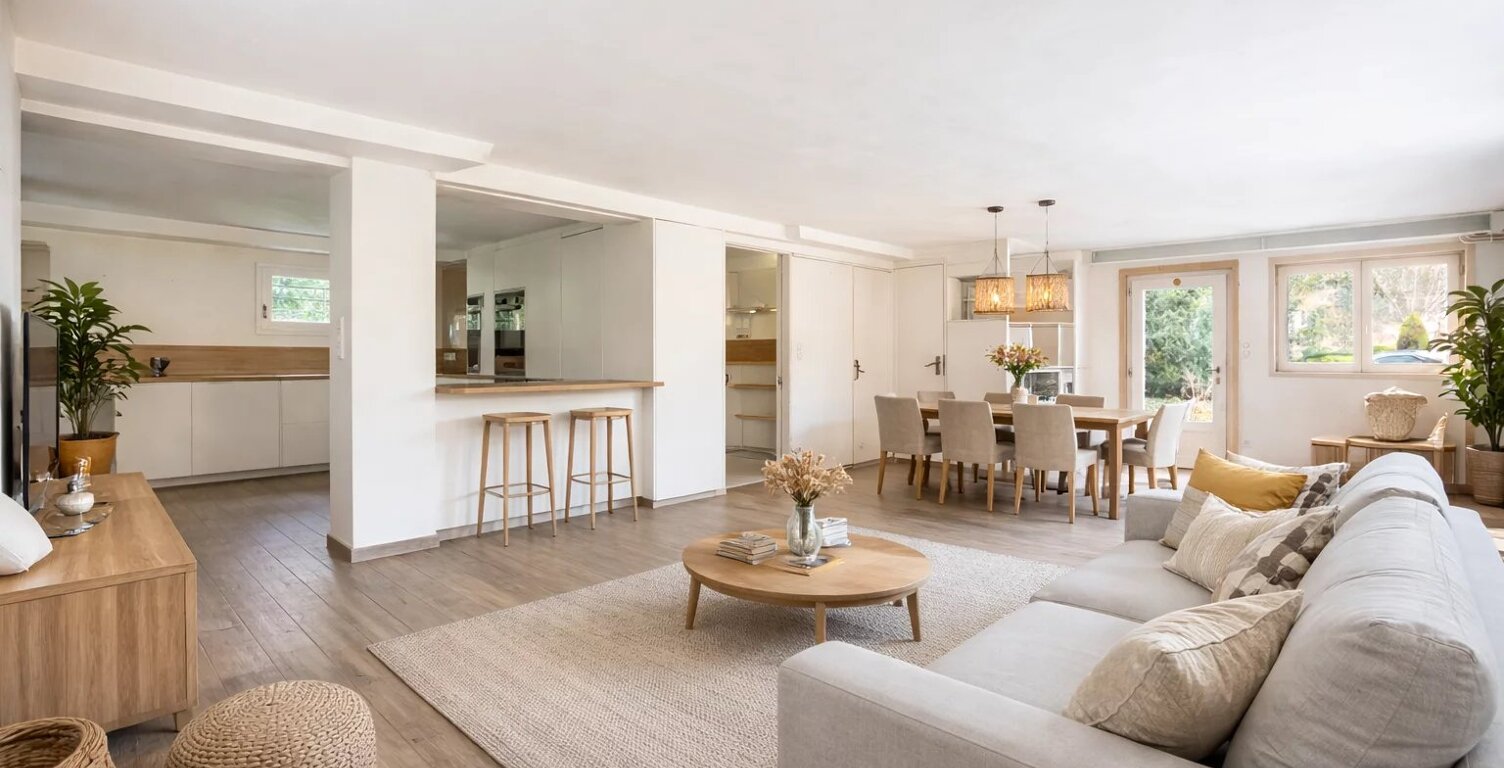 MAISON T6 180M2 SECTEUR VALVERT — photo 1