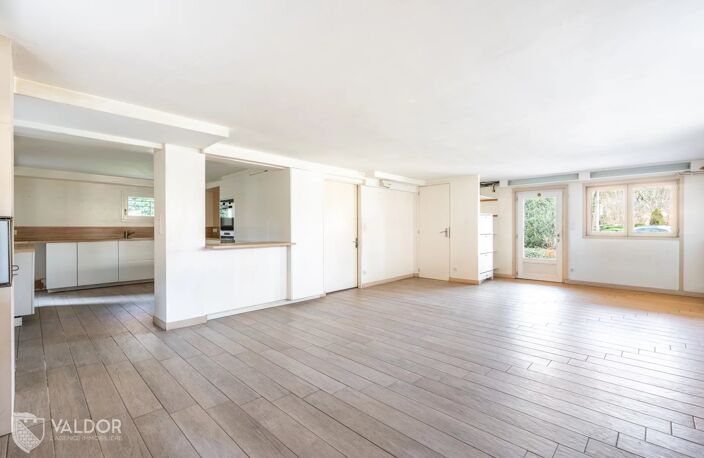 MAISON T6 180M2 SECTEUR VALVERT — photo 2