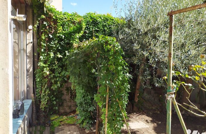 Vente appartement 3 pièces 87 m² Marseille 6 (13006) — photo 3