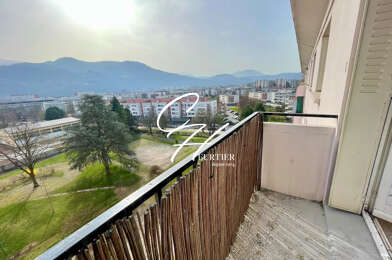 Appartement 4 pièces 99000 €