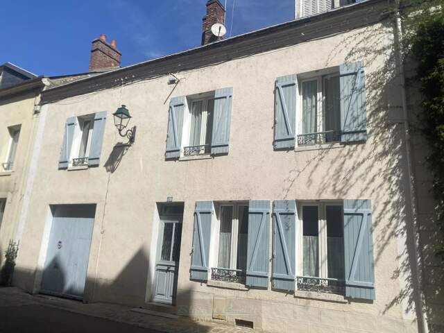 Maison spacieuse à Montargis avec 4 chambres — photo du bien