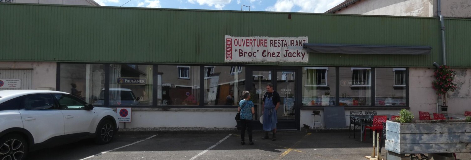 Commerce 8 Pièces 2200 m² à vendre à Saint-Loup-sur-Semouse (70800)