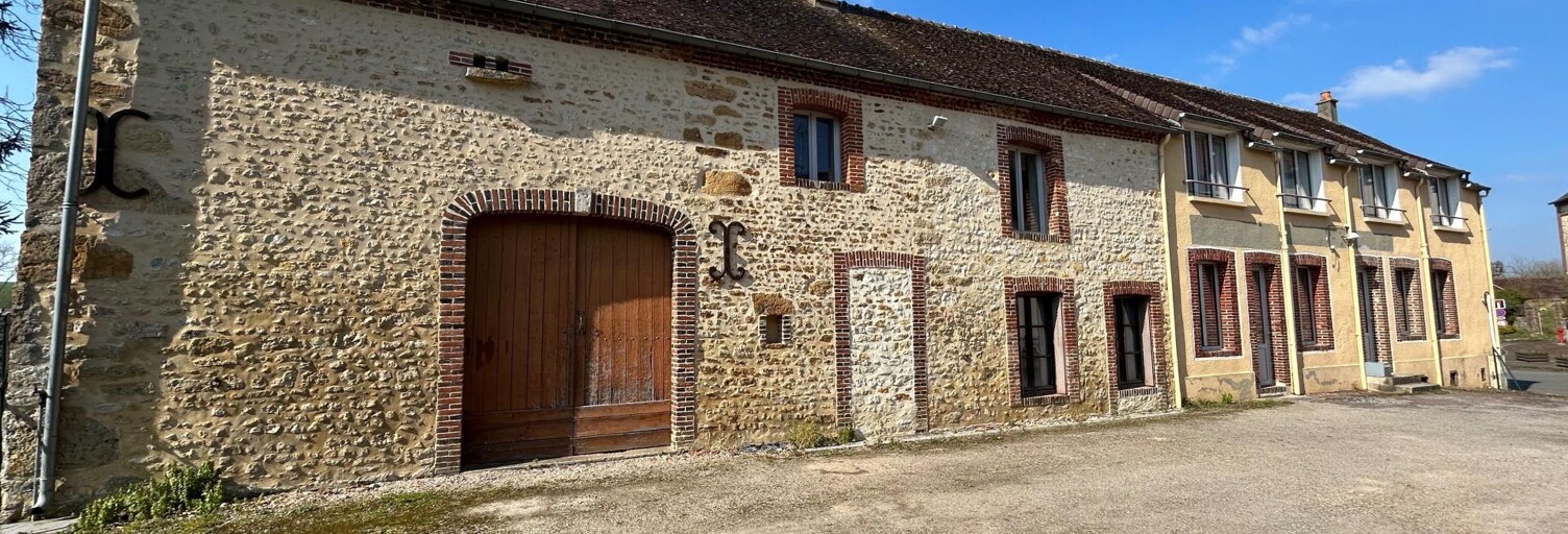 Maison 7 Pièces 233 m² à vendre à Sainte-Céronne-lès-Mortagne (61380)