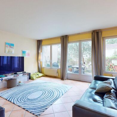 Maison 5 pièces 395000 €