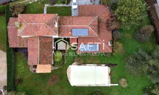 Maison 7 Pièces 201 m² à vendre à Essarts-en-Bocage (85140)