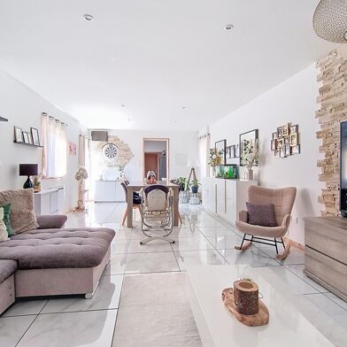 Maison 5 pièces 215000 €