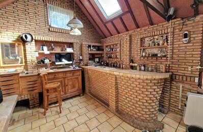 Habitation avec grand garage et fort potentiel — photo du bien