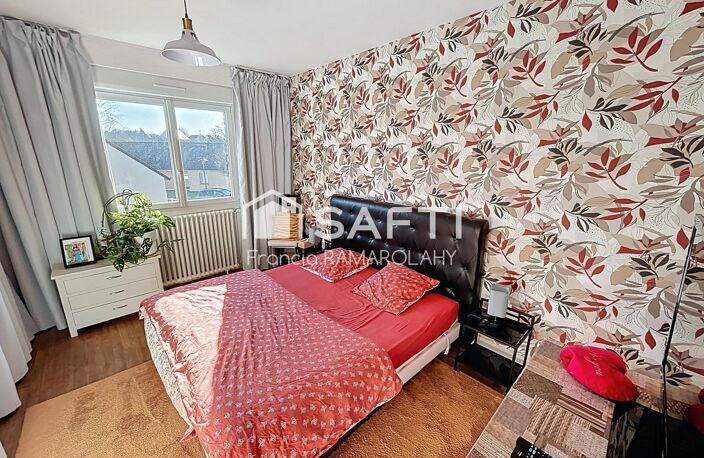 Maison en pierre pleine de caractère — photo 3