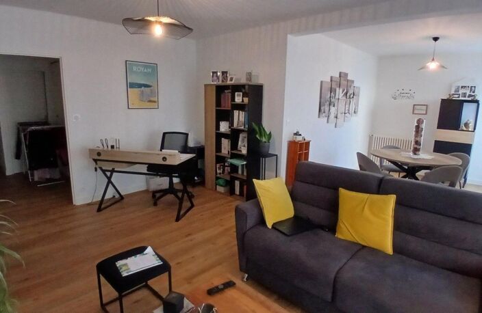 Appartement proche du marché de Royan — photo 2