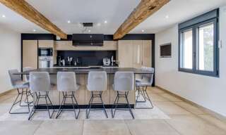 Maison 9 Pièces 290 m² à vendre à Saint-Denis-lès-Bourg (01000)