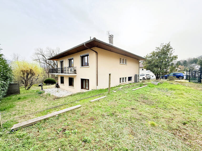 Arbin, maison familiale de 218m2 au calme avec appartement i — photo 1
