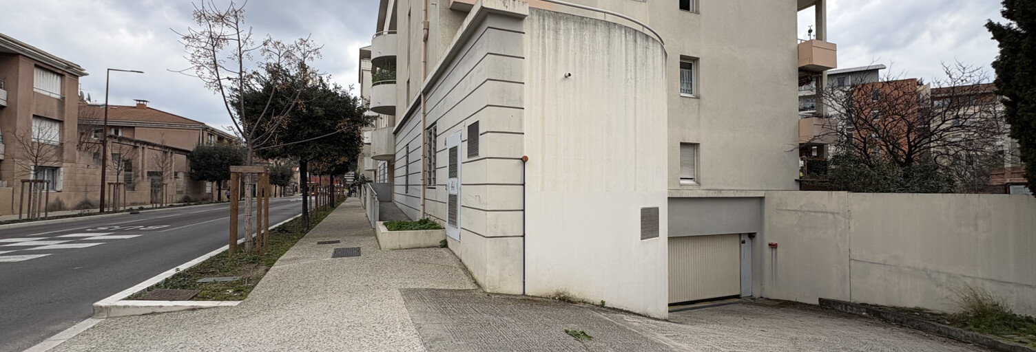 Garage  12 m² à louer à Aubagne (13400)