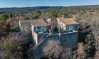 Maison 8 Pièces 275 m² à vendre à Gordes (84220)