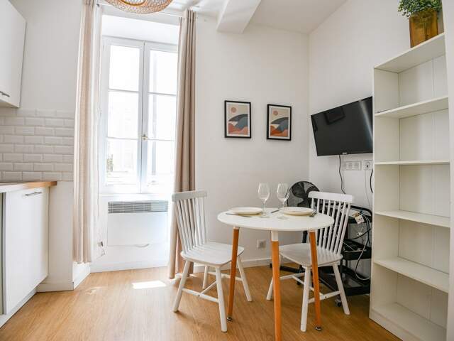 Bel Appartement T2 meublé de 25 m2 Marseille 2 — photo du bien