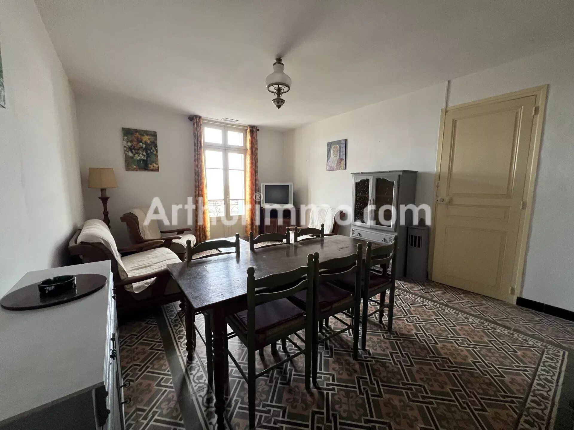 Maison 14 pièces 247 m² · à Villeneuve-lès-Béziers · 247 m² · 280 000 €