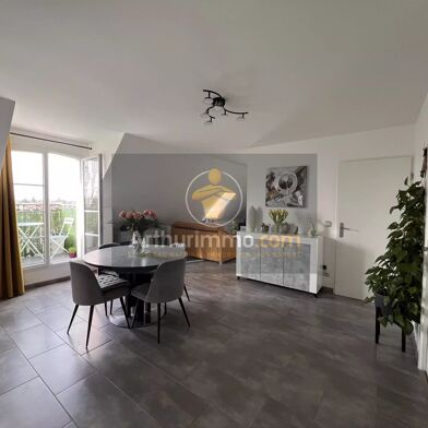 Appartement 4 pièces 250000 €