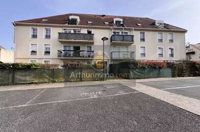 Appartement 4 pièces 254900 €