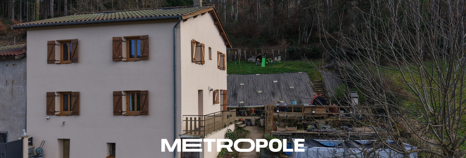 Maison 4 Pièces 118 m² à vendre à Joux (69170)