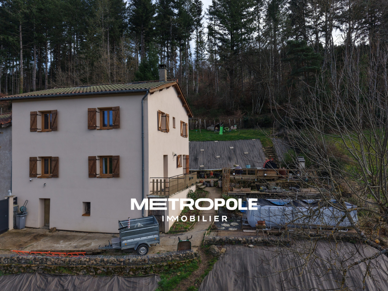 Maison de 118 m2 - Joux - 69170 — photo 1