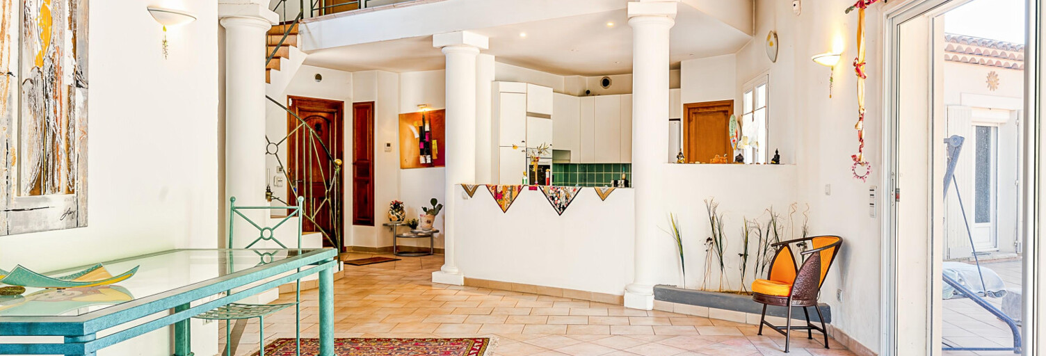 Maison 9 Pièces 290 m² à vendre à Saint-Estève-Janson (13610)