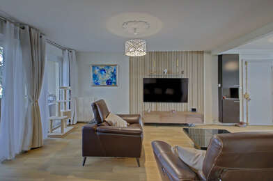 Appartement 4 pièces 200000 €