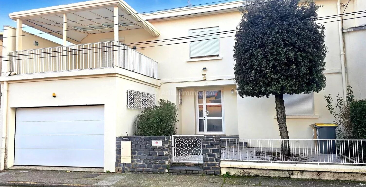 Maison de Ville T6 — photo 1