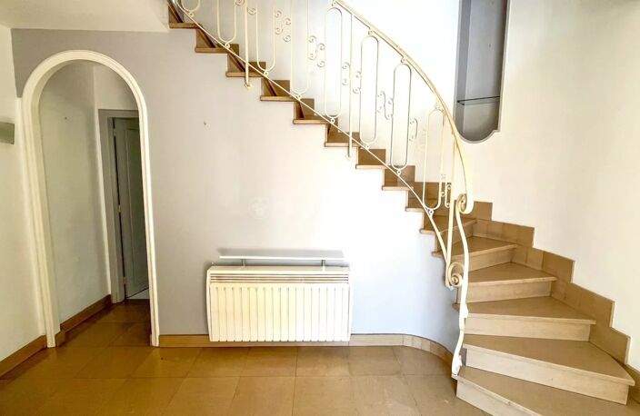 Maison de Ville T6 — photo 2
