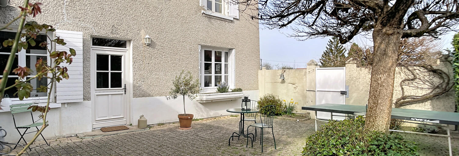 Maison 8 Pièces 245 m² à vendre à Francheville (69340)