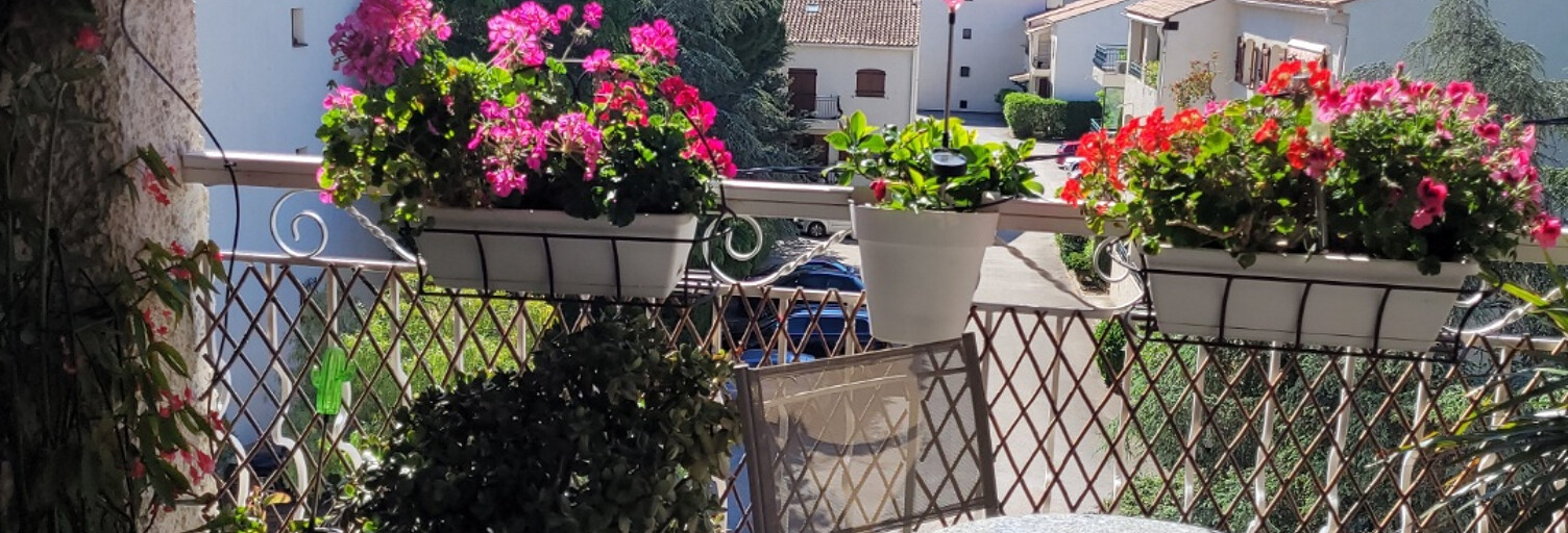 Appartement 1 Pièce 27 m² à vendre à Saint-Cyr-sur-Mer (83270)