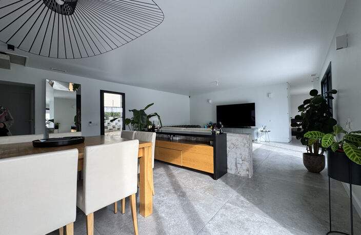 Maison de 167 m2 sur 557 m2 de terrain — photo 3