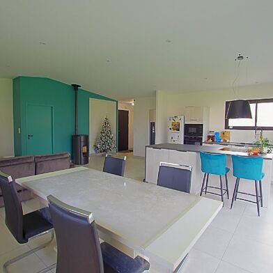 Maison 4 pièces 320000 €