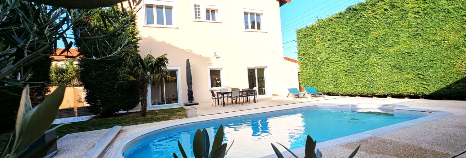 Maison 8 Pièces 200 m² à vendre à Riorges (42153)