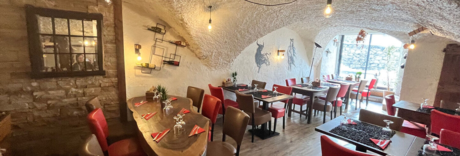 Commerce  208 m² à vendre à Saint-Crépin (05600)