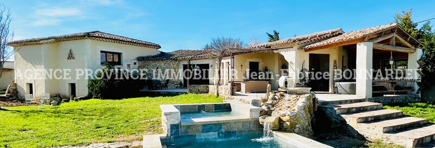 Maison 6 Pièces 268 m² à vendre à Sainte-Cécile-les-Vignes (84290)