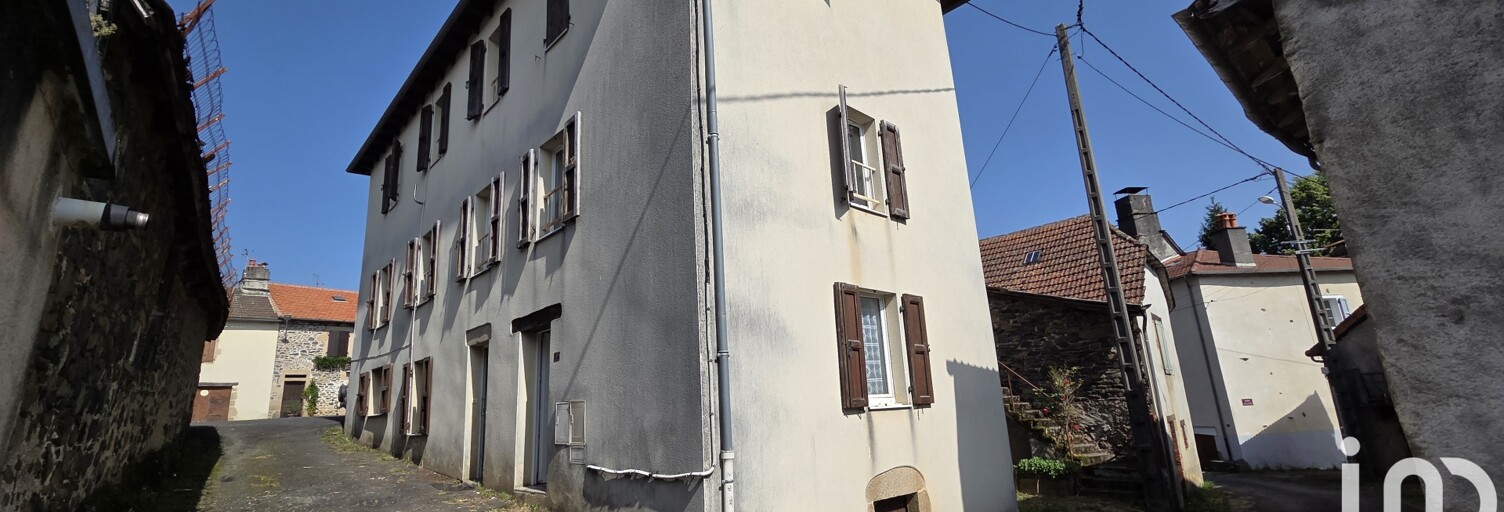 Maison 7 Pièces 150 m² à vendre à Saint-Santin-Cantalès (15150)
