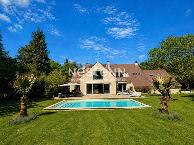 Maison Lamorlaye 10 pièce(s) 292 m2 — photo du bien