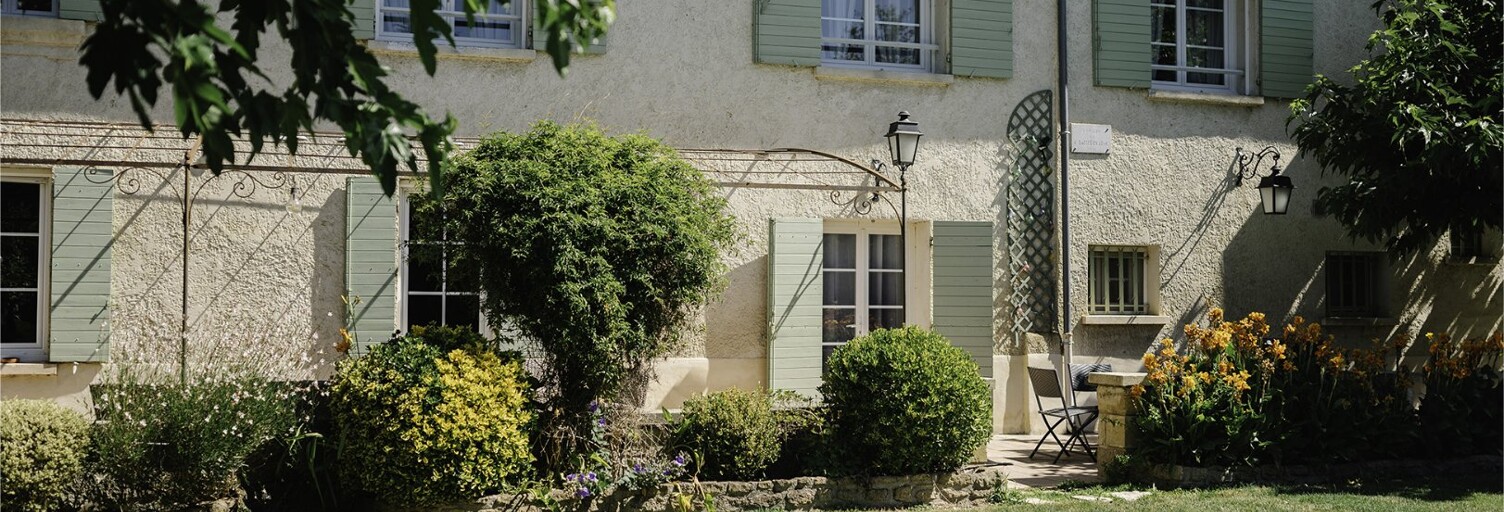 Maison 20 Pièces 916 m² à vendre à Châteauneuf-du-Pape (84230)