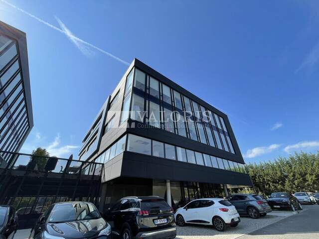 BUREAUX à LOUER — photo du bien