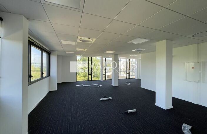 BUREAUX à LOUER — photo 4