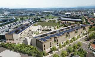 Commerce  12531 m² à louer à Vénissieux (69200)