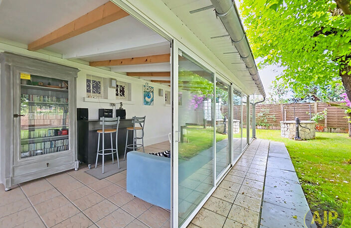 Maison 6 pièces 121 m² (165 m² utiles) Gare à pieds - Jardin, double garage 50 m² & véranda 31 m² — photo 5