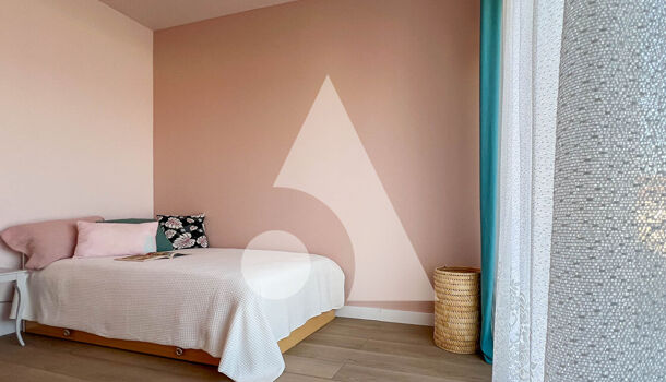 Villa / Maison 10 pièces  à vendre Saintes 17100