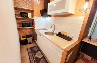 DISPONIBLE - Appartement T2 avec parking privatif et  grande cave privative — photo du bien