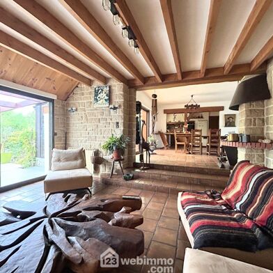 Maison 5 pièces 356350 €