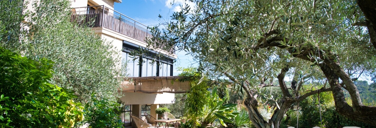 Maison 7 Pièces 184 m² à vendre à Uzès (30700)