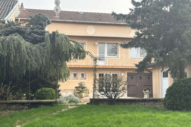 Maison 8 pièces 349000 €