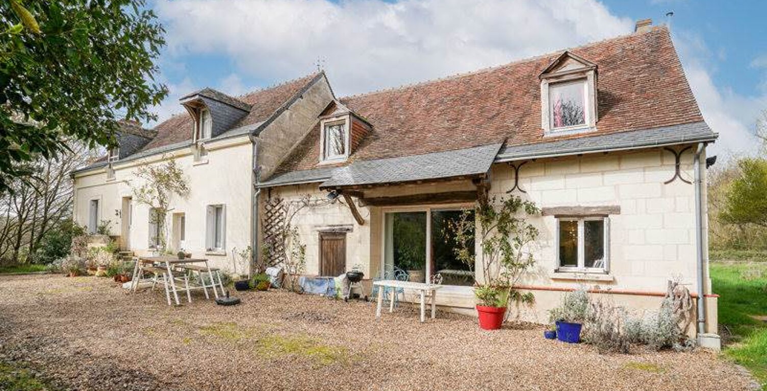 Maison en pierre de 7 pièces principales — photo 1